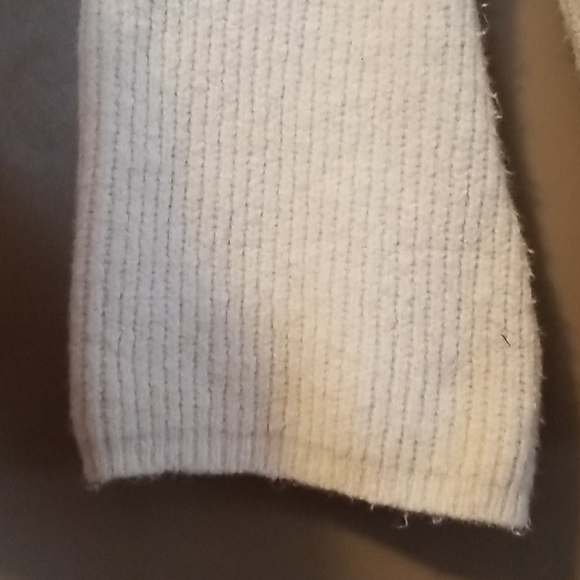 White Knit Sweater - Picture 2 of 3